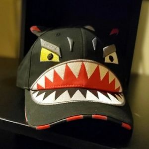 Kpop cap. Elstinko ebony.